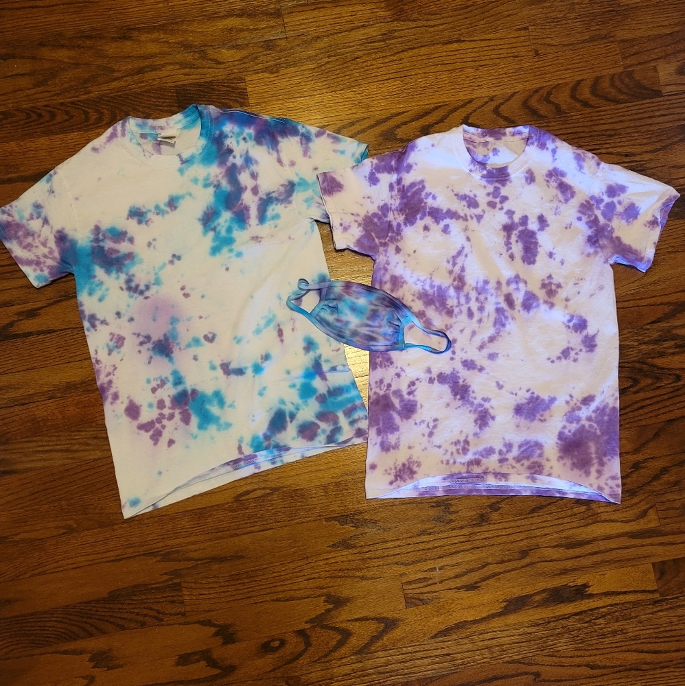 Tie-Dye T-Shirts + Mask Set
